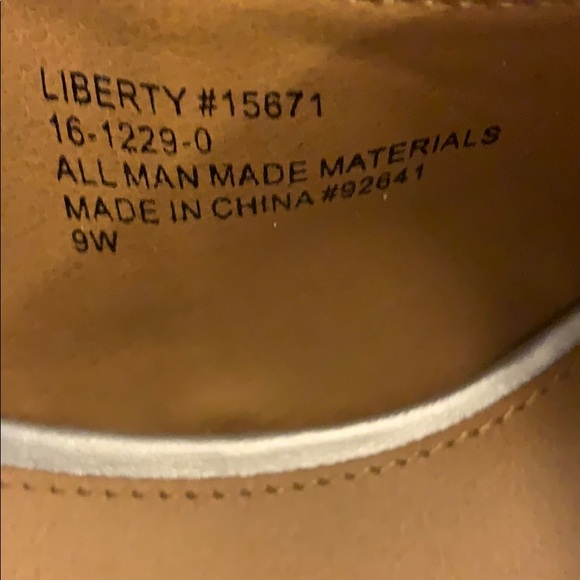 Silver Chunky Heel Pump - Picture 2 of 6